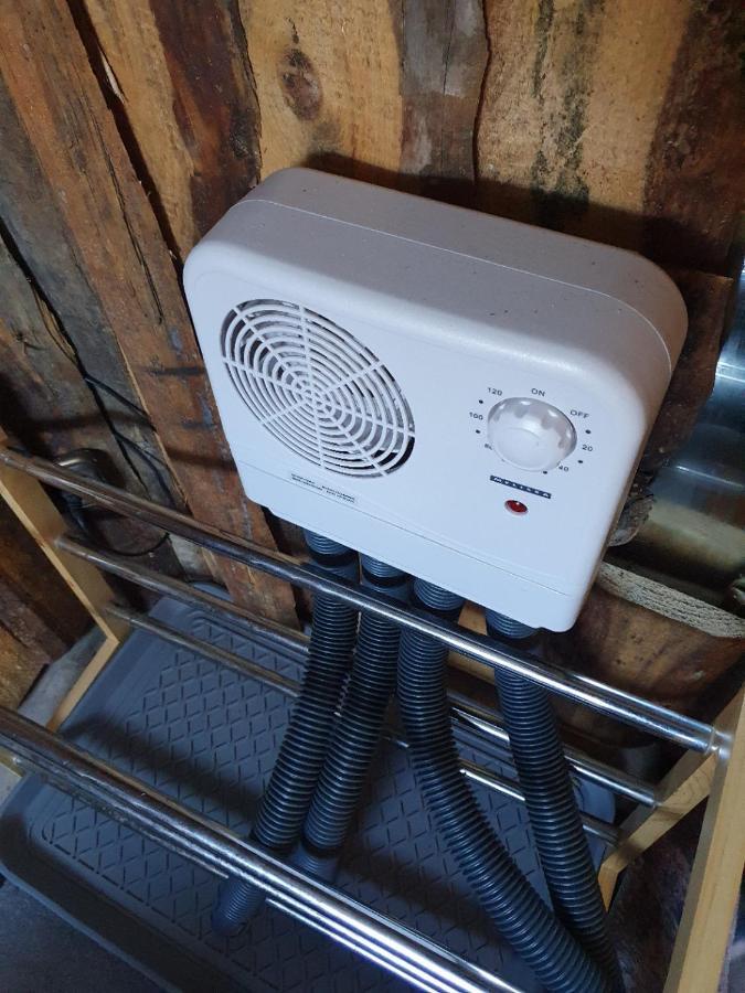 Ferienwohnung Tiroler Auszeit & Whirlpool Höfen Eksteriør billede